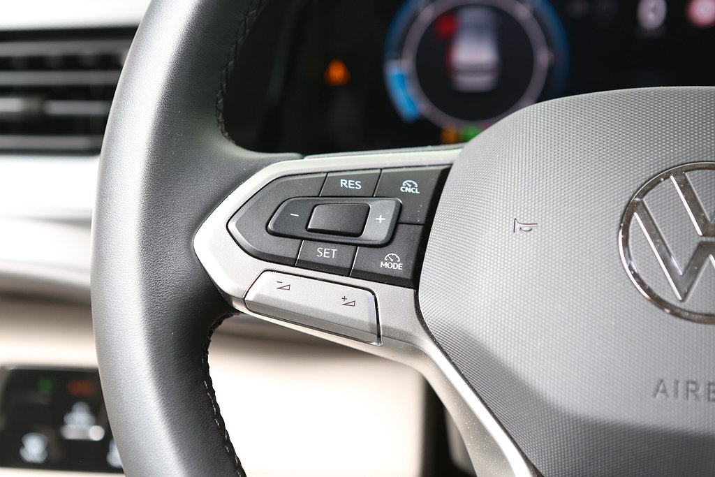 Volkswagen Multivan 2,0 TDI DSG 7-sits Värmare Leasbar 2025