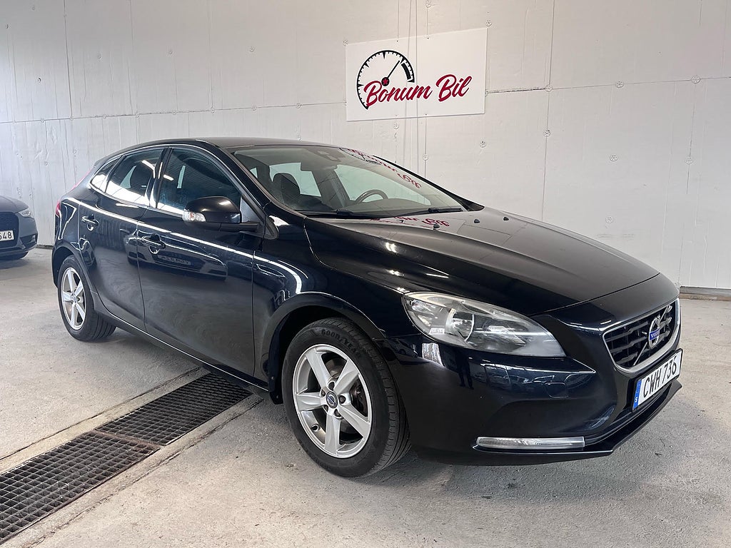 Volvo V40 T2 Kinetic Euro 5 Nya bromsar