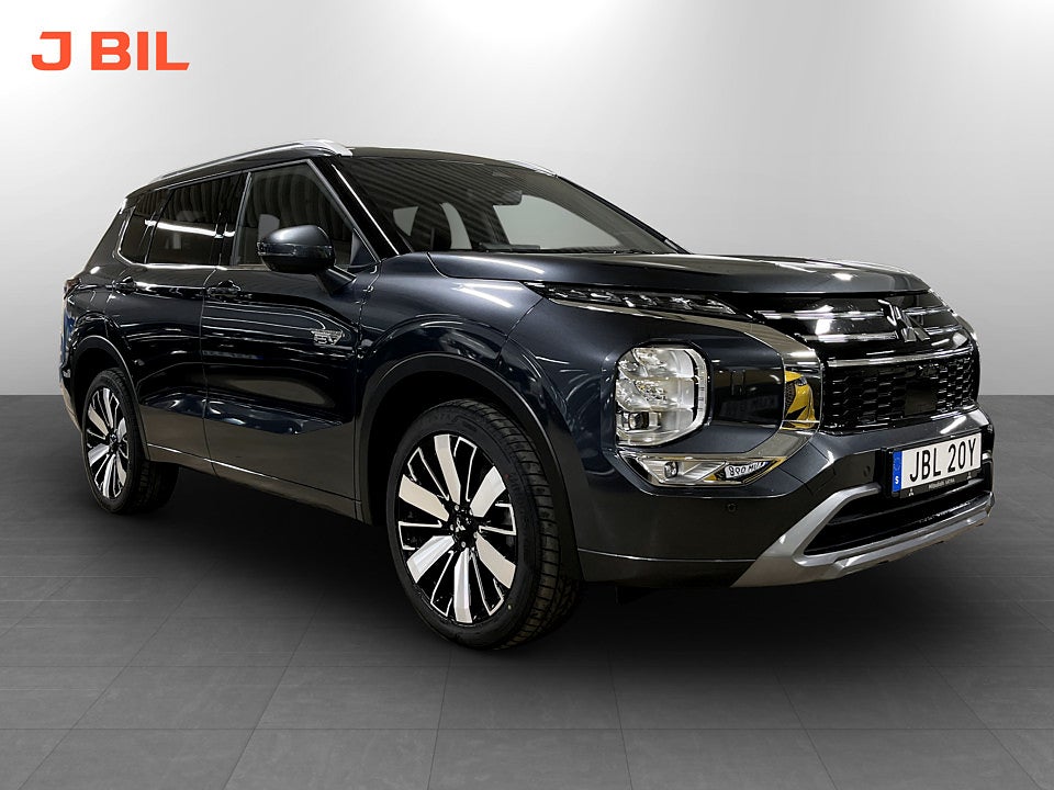 Mitsubishi Outlander Instyle+ PHEV 306hk Aut 4WD PANO B-KAMERA ELSTOL