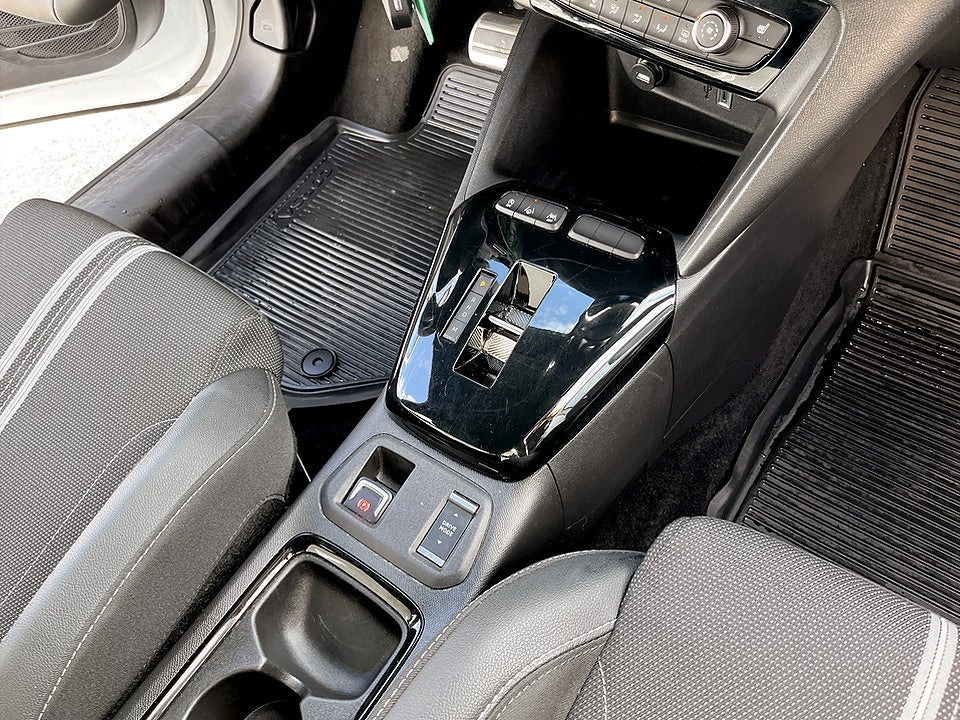 Bild på Opel Corsa GS 1.2 PT 100hk Aut B-KAMERA CARPLAY