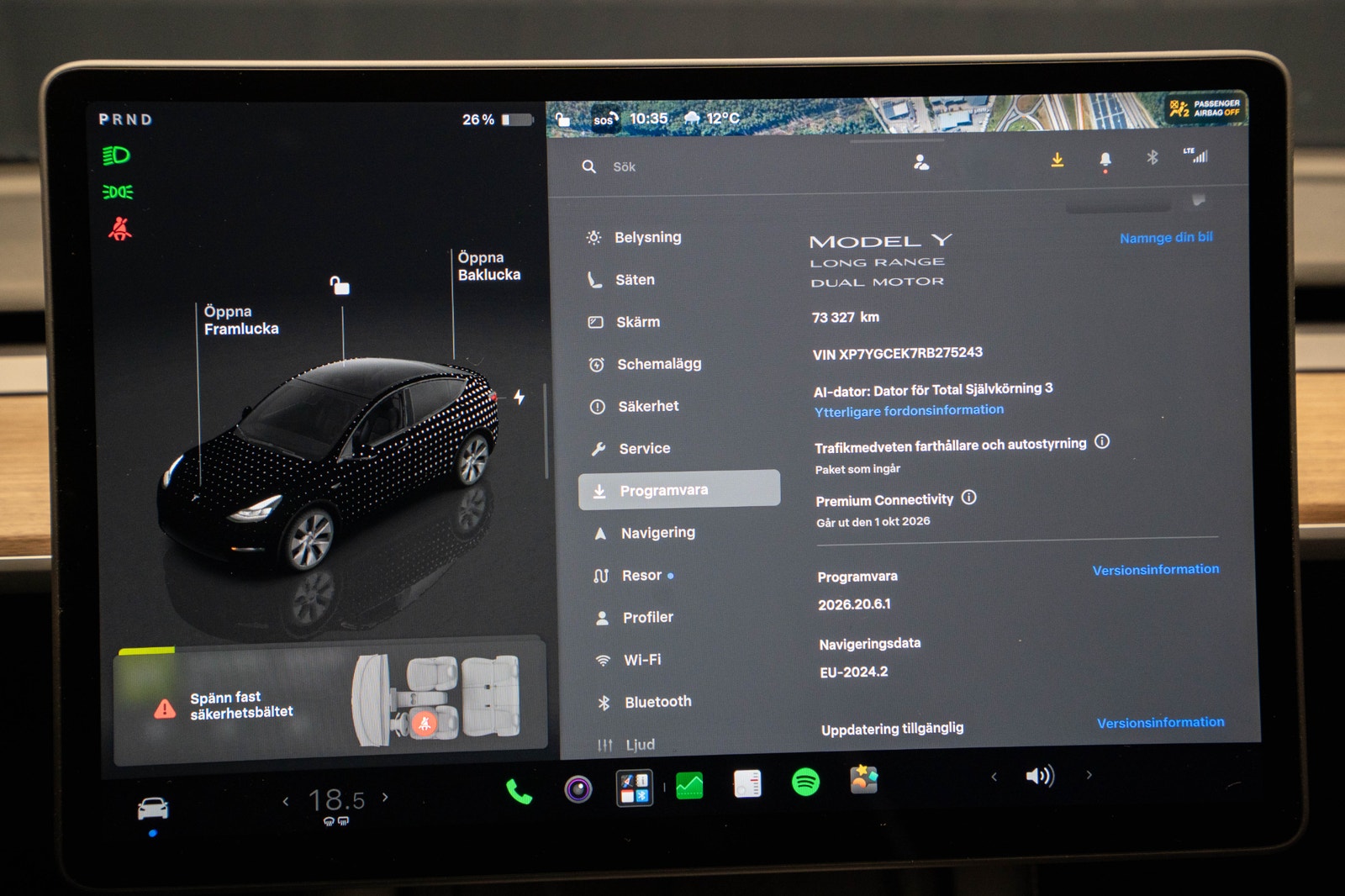 Tesla Model Y Long Range AWD DRAG PANO KAMERA 94.2%SoH 1-ÄGARE MOMS 2024 - miniatyr 24