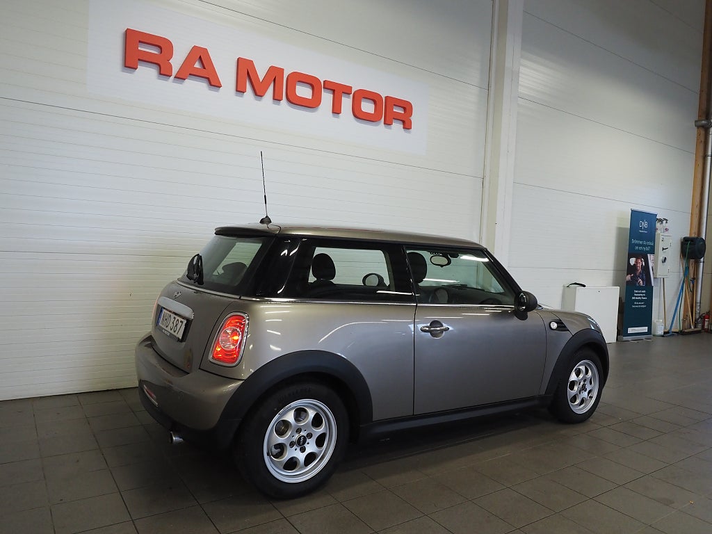 MINI One 98hk Manuell Chili Farthållare
