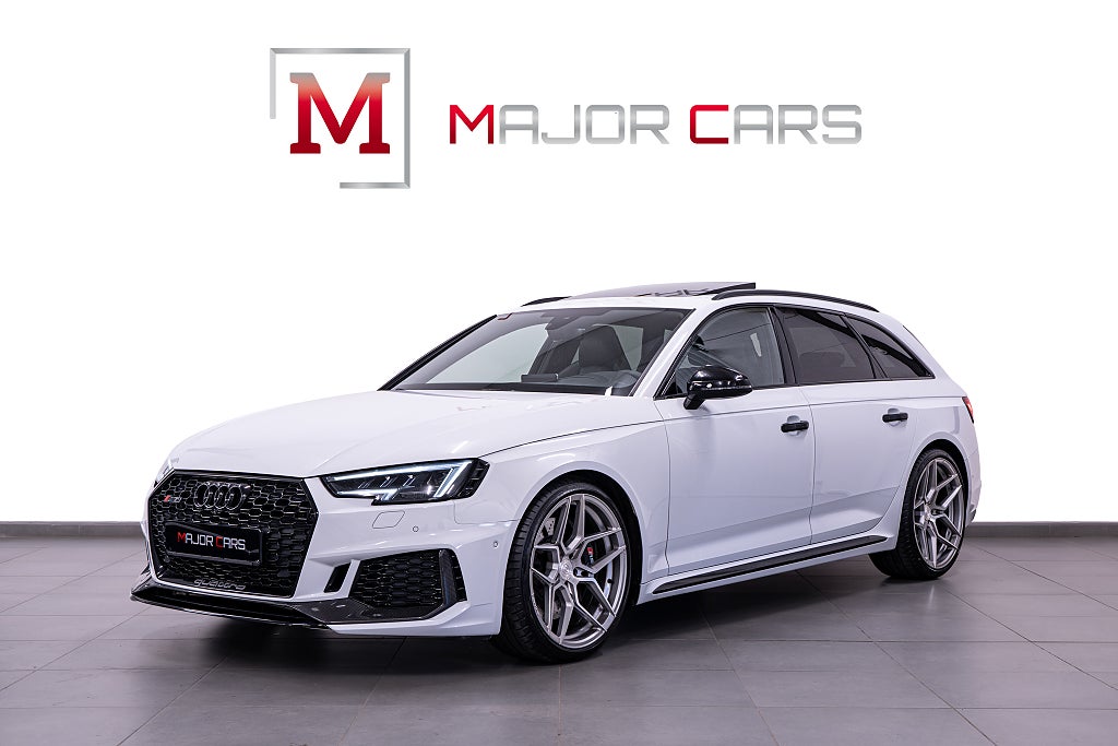 Audi RS4 Avant 2.9 V6 FSI Q Pano B&O Kolfiber HuD Massage