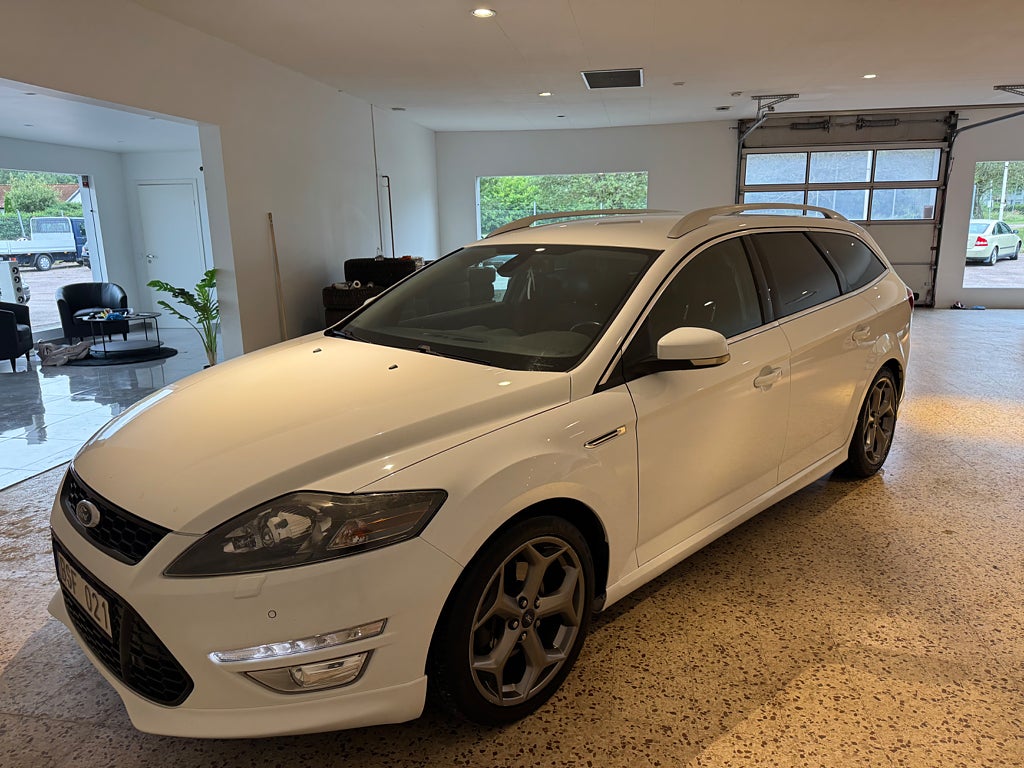 Ford Mondeo  2.2TDCi Titanium välvårdad 