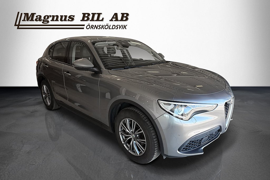 Alfa Romeo Stelvio 2.0 Turbo Super 16V Q4 Kamera Drag Navi  miniatyr 2