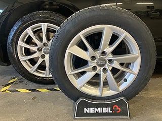 Audi A4 Avant 40 quattro 2.0 AUTProline Värmare Drag Psens S&V – bild 18