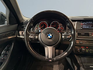 BMW 520d xDrive Touring Steptronic Drag Dvärm Kamera Skinn SoV – bild 9