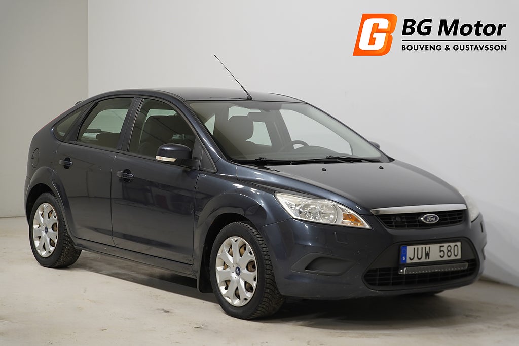 Ford Focus 5-dörrars 1.8 125HK M-värmare/AUX/Nybesiktad