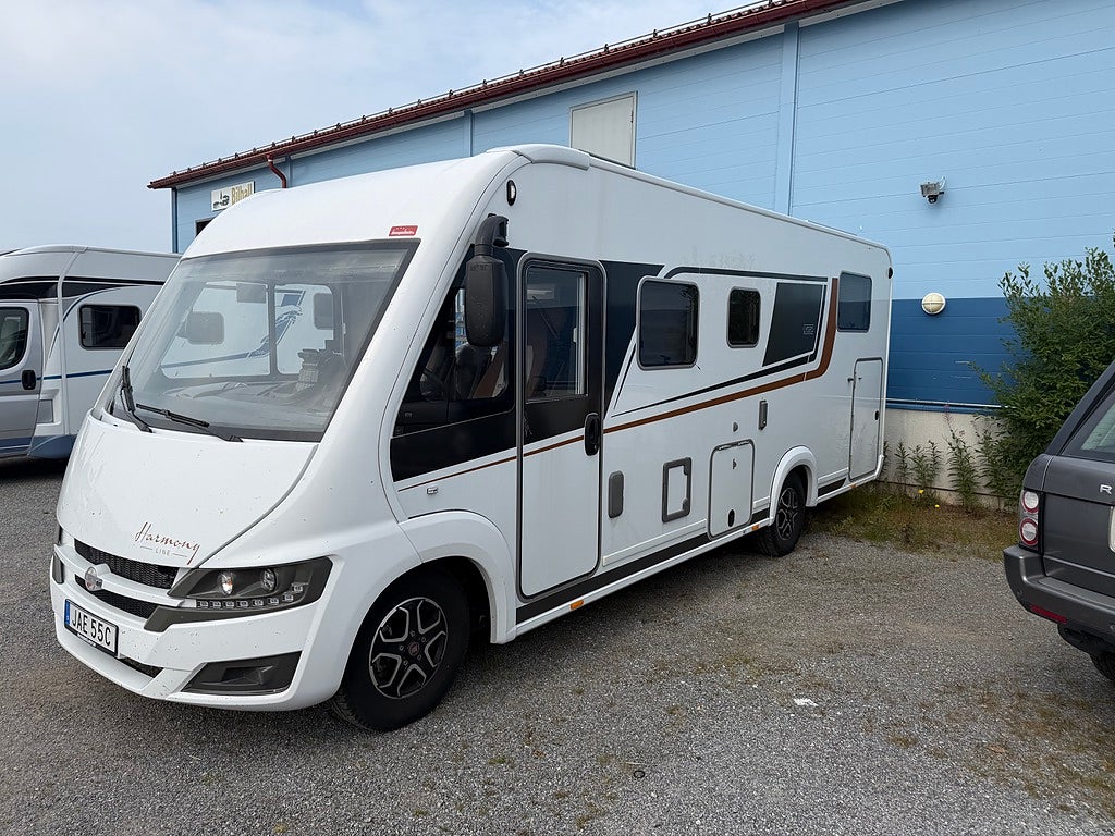 Bürstner Lyseo 727 Harmony Line