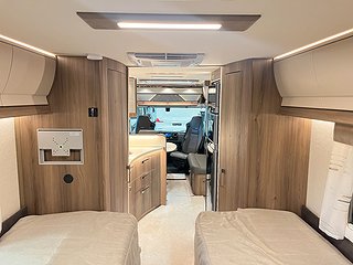 Husbil-integrerad Kabe IMPERIAL 910 T 27 av 31