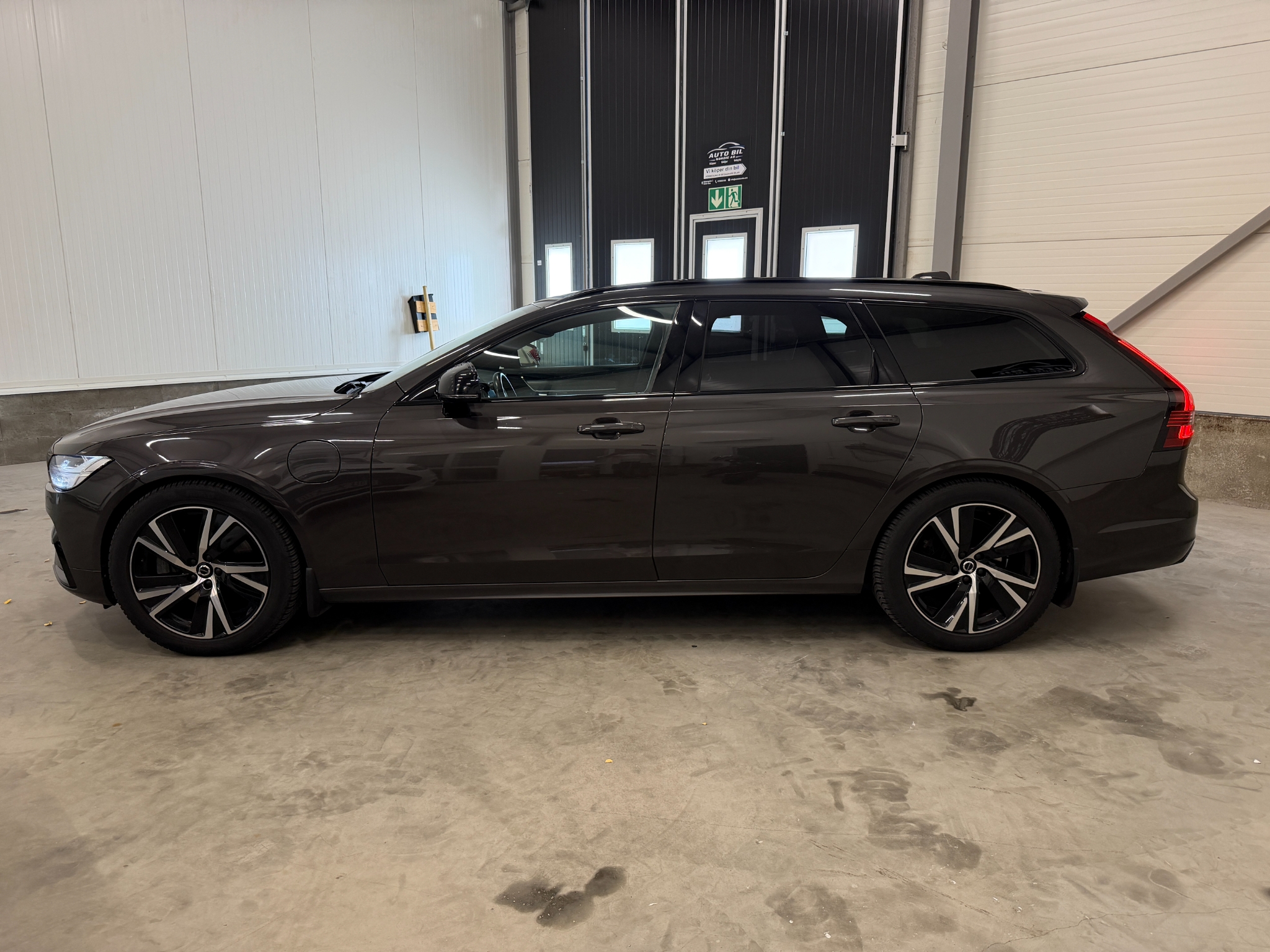Volvo V90 2021, kuva 5/69
