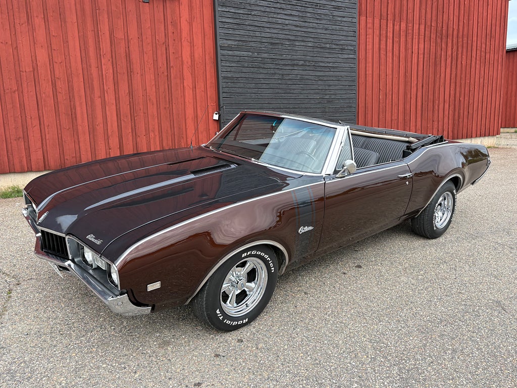 Oldsmobile Cutlass S Convertible 