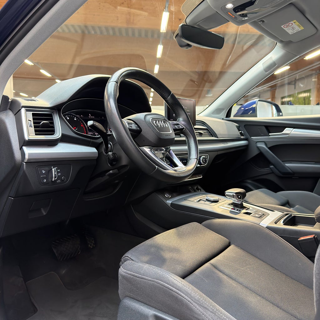 Audi Q5 40 TDI Quattro S Tronic Bang & Olufsen Carplay Värmare
