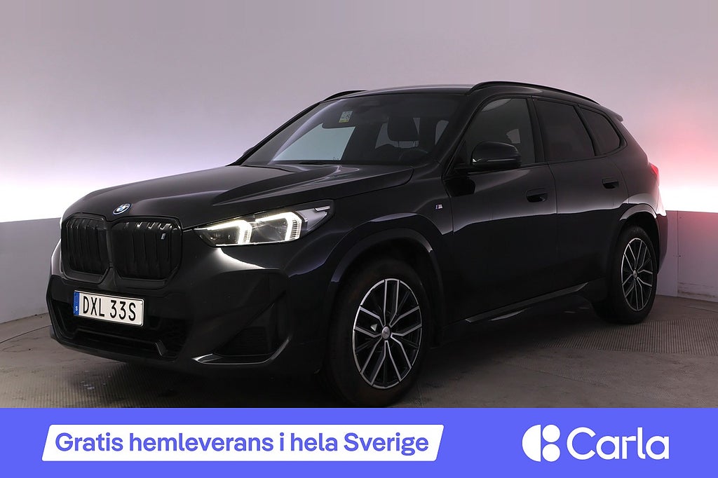 BMW iX1 xDrive30 M-sport Kamera Navi CarPlay Adaptiva-LED