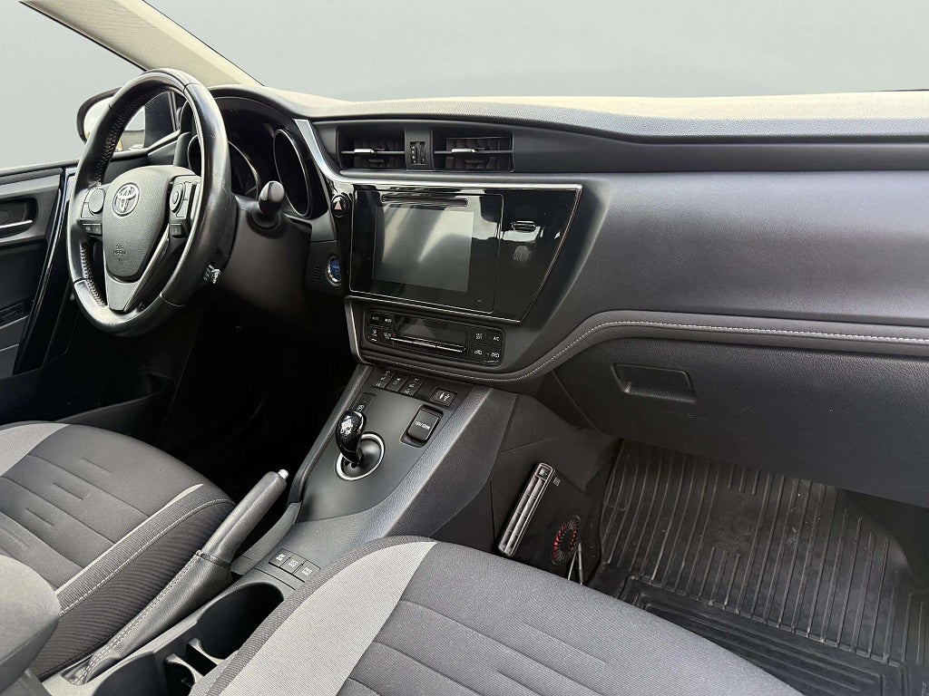 Toyota Auris Touring Sports Hybrid e-CVT Active  - miniatyr 14