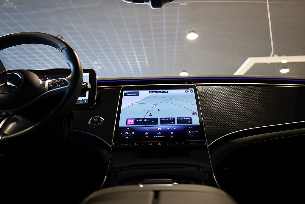 Mercedes-Benz EQE 300 89 kWh Electric Art Line  Navi Leasbar Kamera 2023