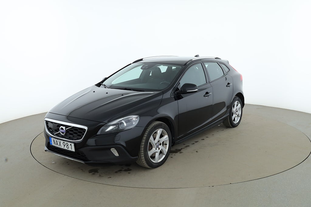 Volvo V40 Cross Country D3 Momentum / Värmare, VOC, GPS