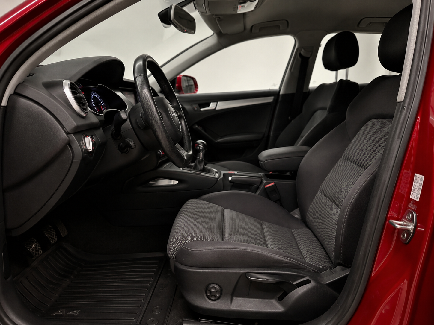 Audi A4 2009, bild 5/33
