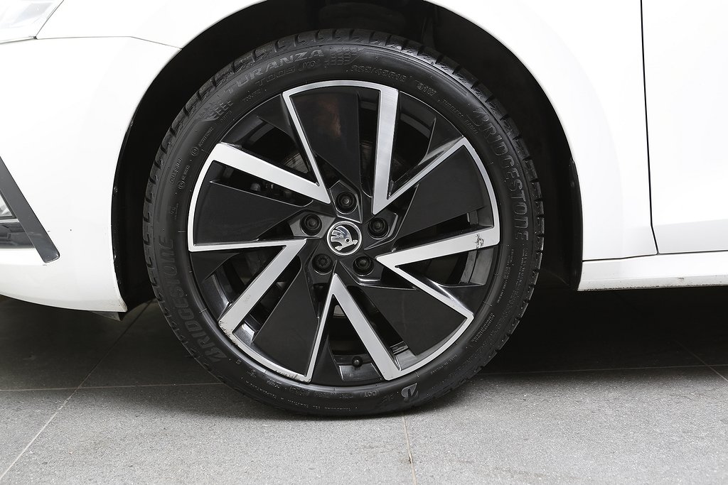 Skoda Octavia Combi iV Style 204hk DSG Värmare Drag Leasbar 2021