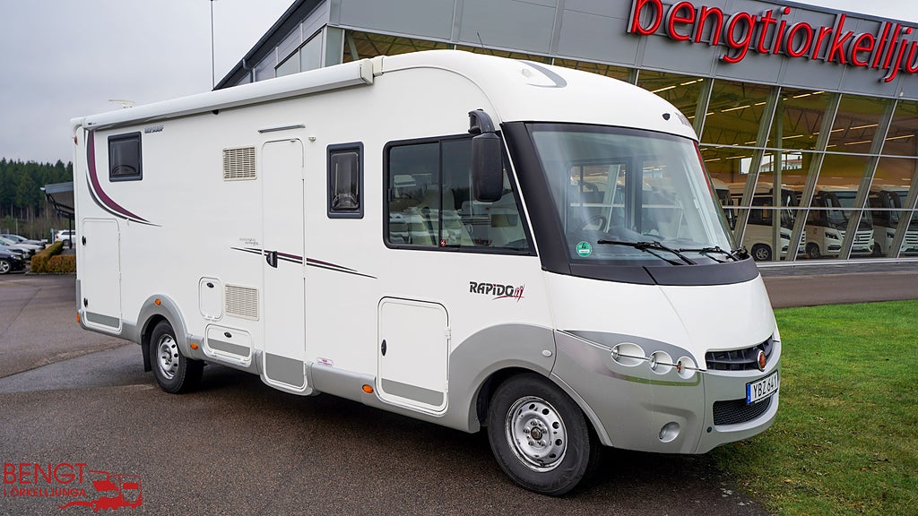 Rapido 8090 Df Alde | Queenbädd | Dubbelgolv | Automat | ALDE