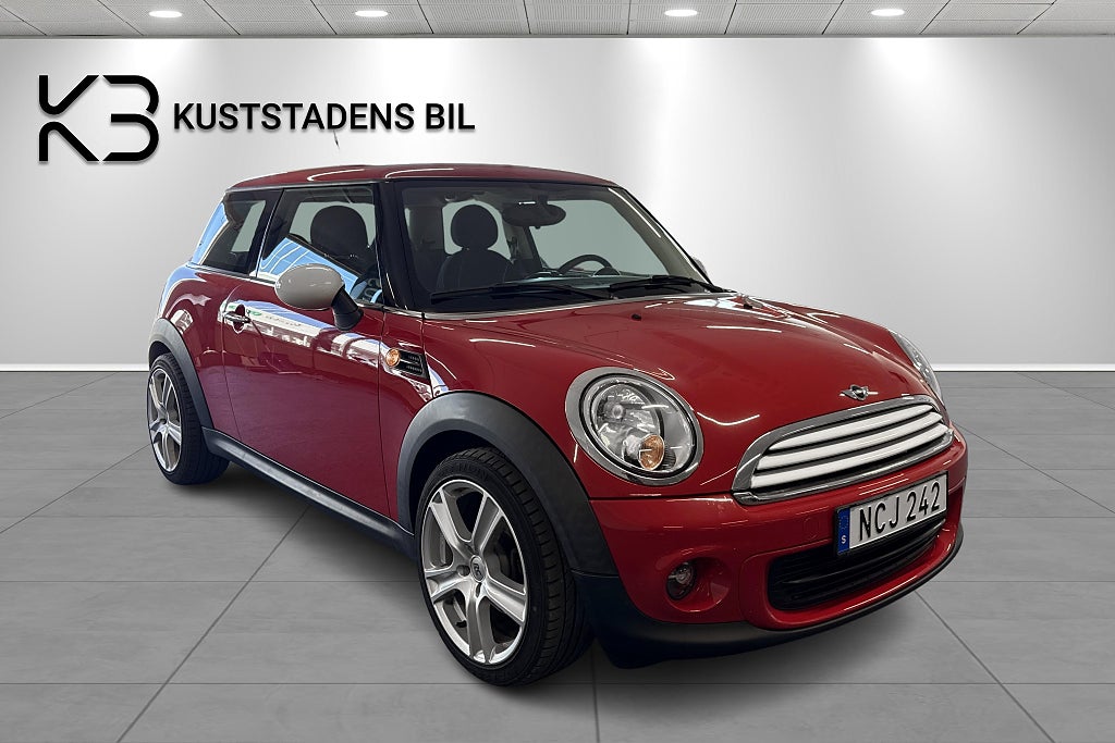 MINI One  Euro 5 Nybesiktad & Nyservad Låga mil