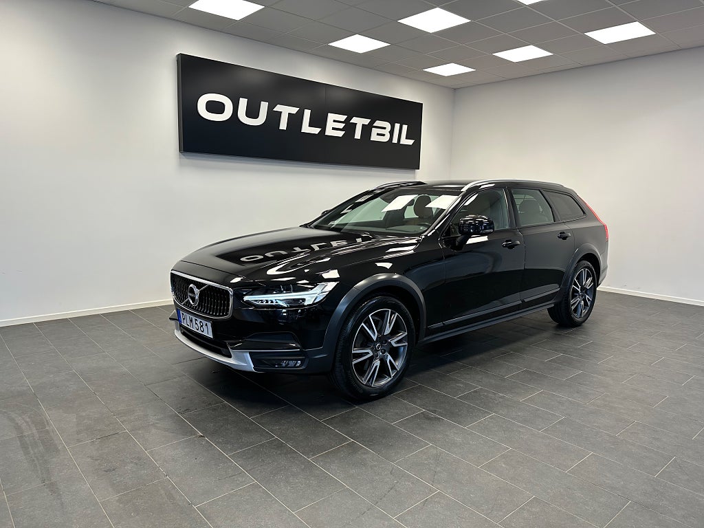 Volvo V90 Cross Country D5 AWD Geartronic Pro Drag Carplay Värmare Läder 