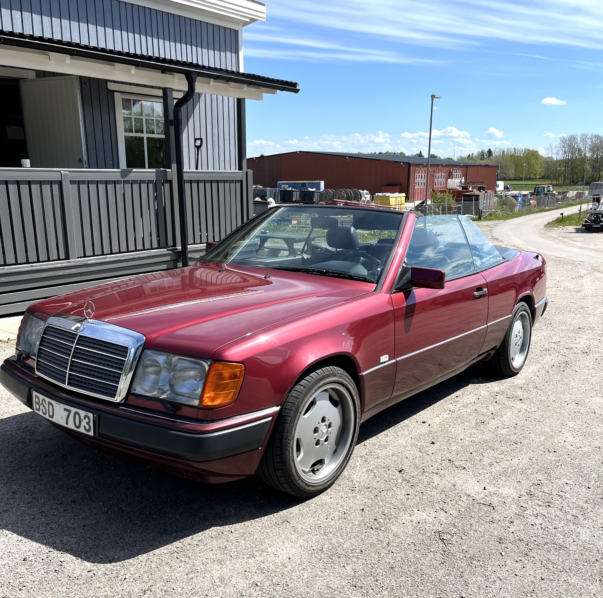 Mercedes-Benz 300 1992, bild 3/39