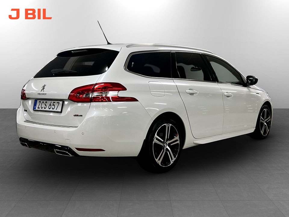 Bild på Peugeot 308 sw GT-Line 1.2 PT 130hk Aut PANORAMA PDC-SENSORER