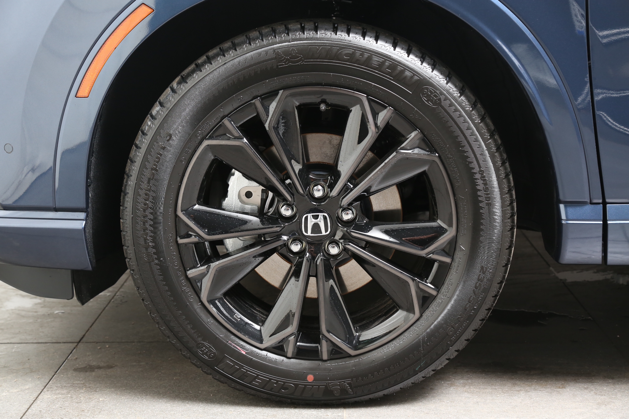 Honda CR-V Plug-In Hybrid ADVANCE Tech 2026, bild 4/57