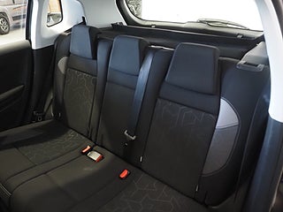 Halvkombi Peugeot 2008 13 av 24