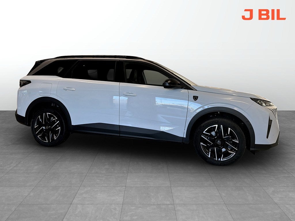 Bild på Peugeot 5008 GT Hybrid 145hk Aut - NYA VINTERHJUL INGÅR!