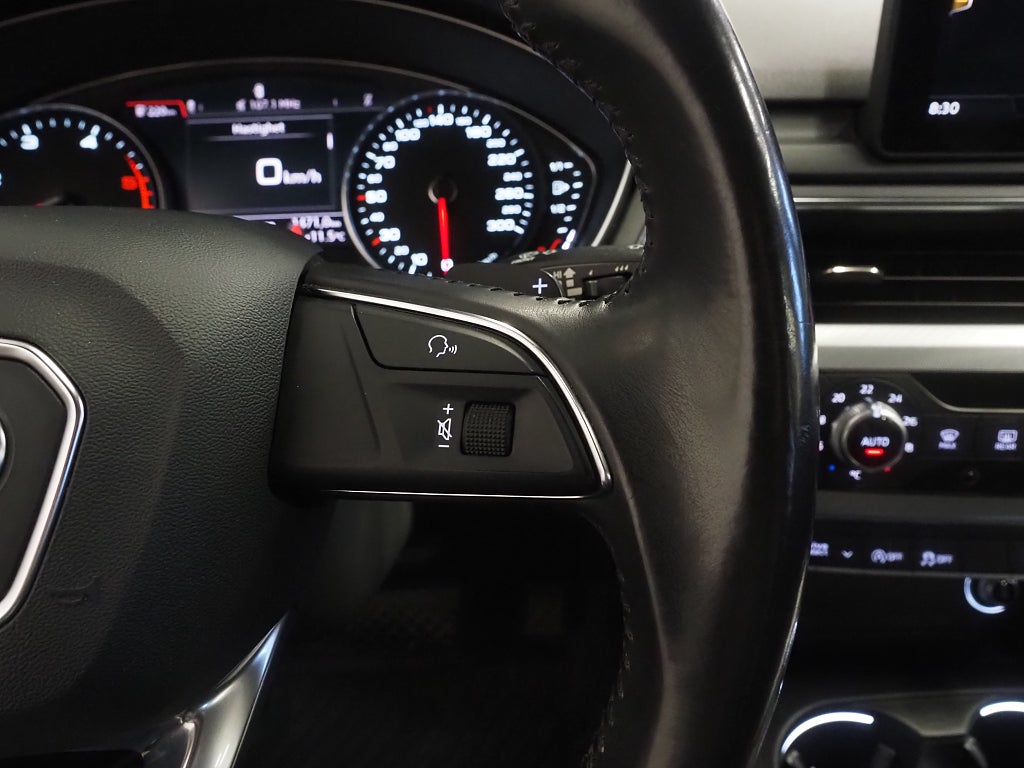 Audi A4 allroad 2.0 TDI 190hk Quattro | Drag | Skinn | 2017