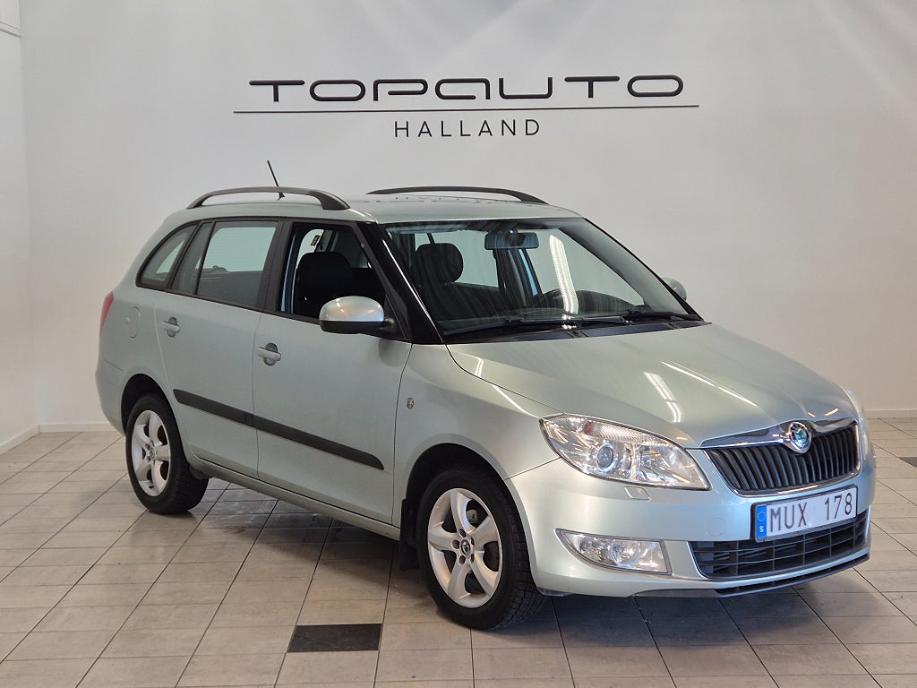 Skoda Fabia Kombi 1.6 TDI Elegance |Ny kamrem|Farthållare
