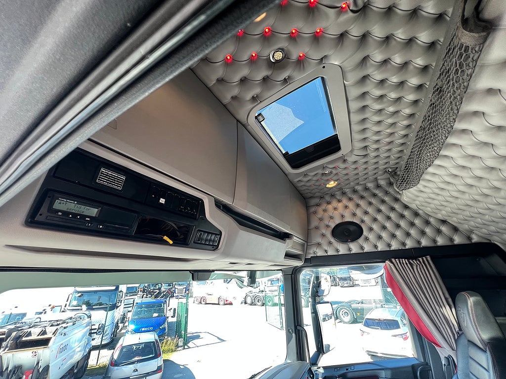 Scania S730 V8 6x2 Dragbil, Hydraulik, Klädd inredning