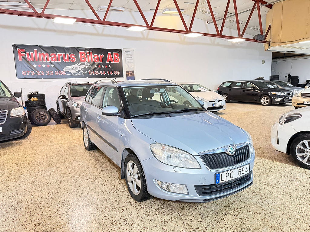 Skoda Fabia 1.2 TSI Elegance Ny Servad & Besiktigad 
