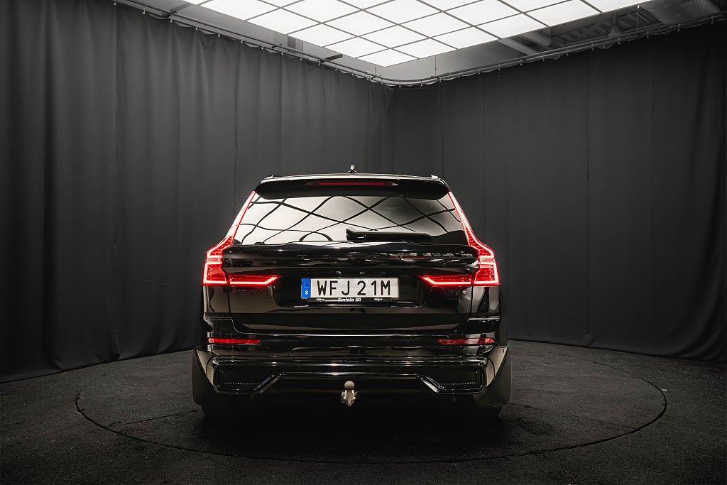 Volvo XC60 T6 AWD ULTRA BLACK LUFT PANO DRAG B&W HUD 360°  MOMS