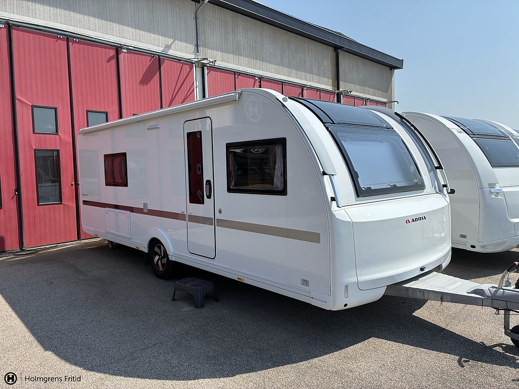 Adria Adora UT Pluspaket/AC