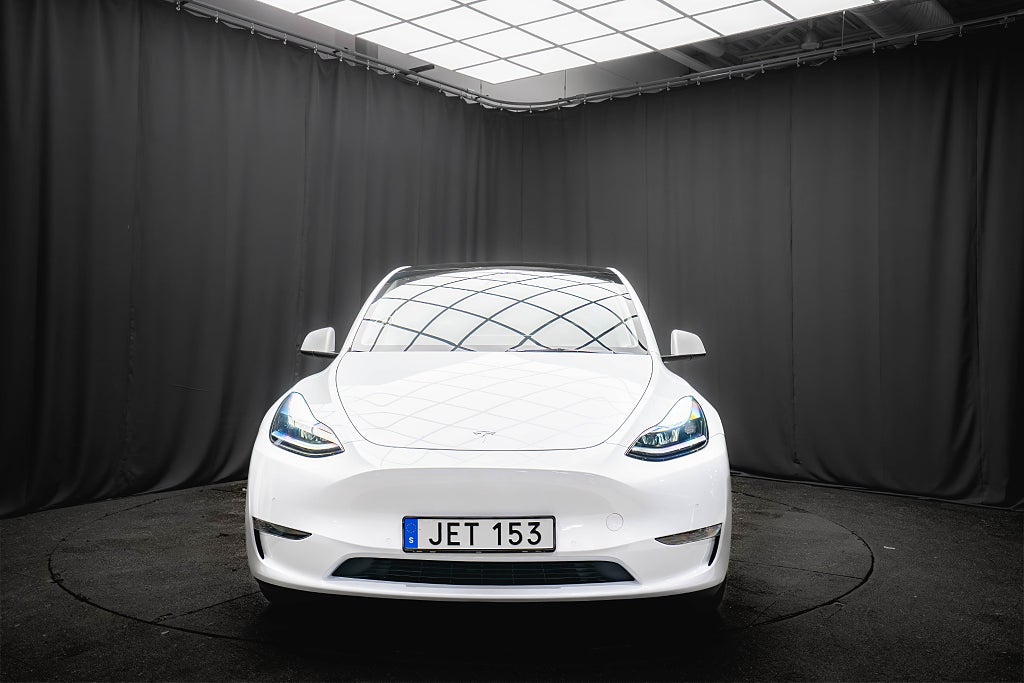 Tesla Model Y Long Range AWD DRAG PANO KAMERA MOMS 1-ÄGARE