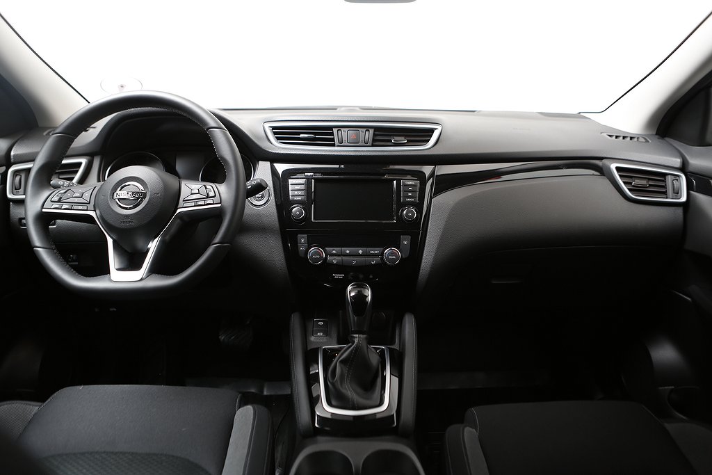 Nissan Qashqai 1,3 DIG-T 160k Aut 360° Kamera Navi 2020