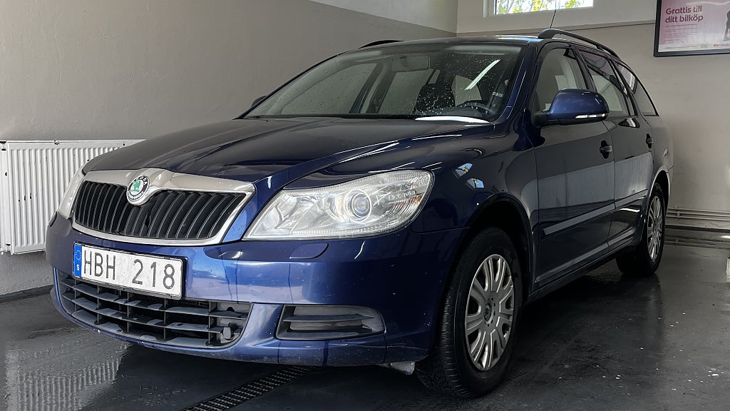 Skoda Octavia Kombi 1.6 MPI Multifuel Ambiente Euro 4