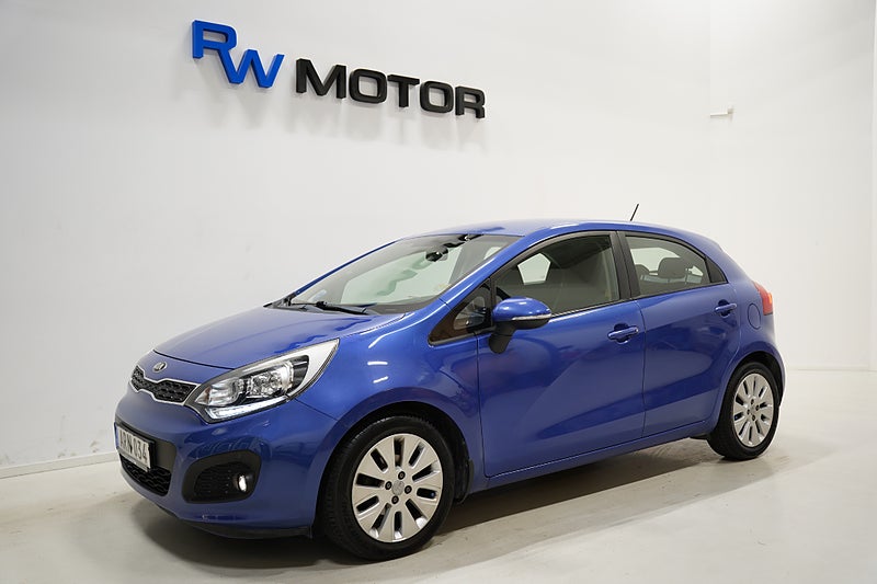 Halvkombi Kia Rio 1 av 19