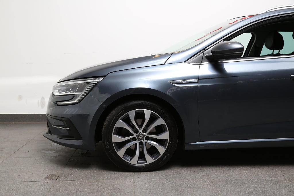 Renault Mégane Sport Tourer 1,3 TCe 140hk Aut Navi Kamera 2023