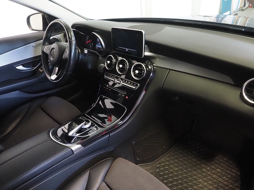 Mercedes-Benz C 220 T d 4MATIC 9G-Tronic Avantgarde Drag Kamera D-Värm 2018