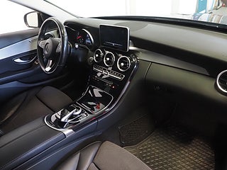 Kombi Mercedes-Benz C 11 av 24