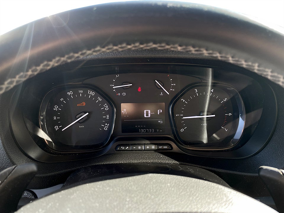 Bild på Peugeot Expert GT L2 2.0 BHDi 180hk DRAG BACKKAMERA