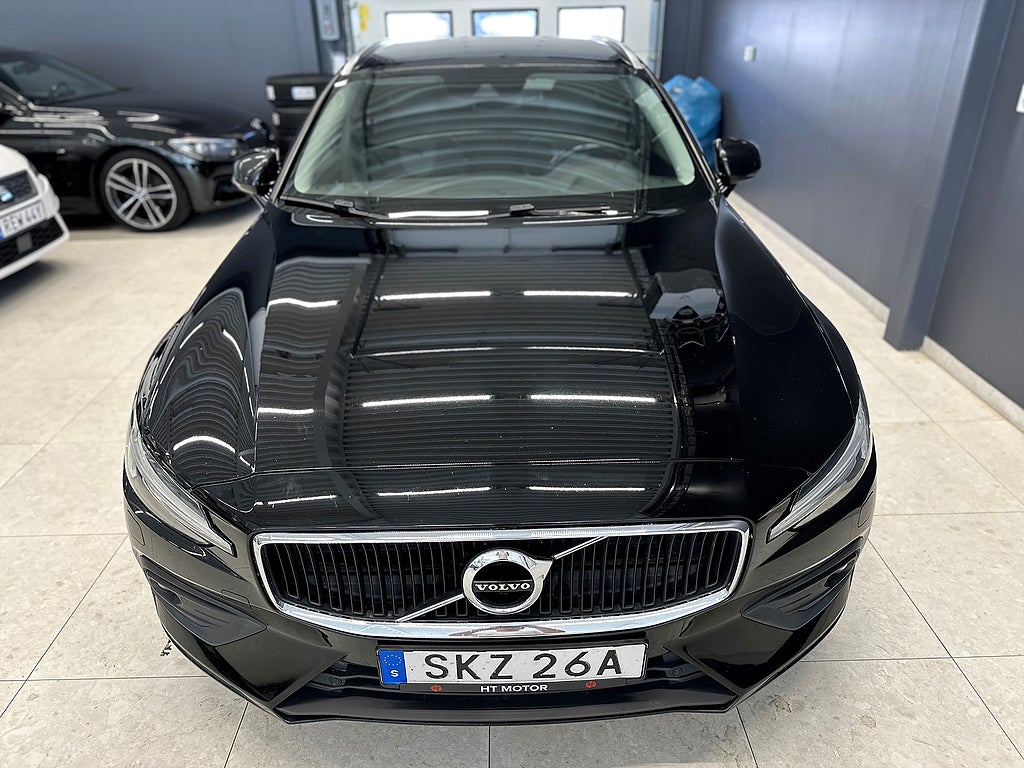 Volvo V60 D4 AWD/Momentum/DRAG/NAV/B-Kamera