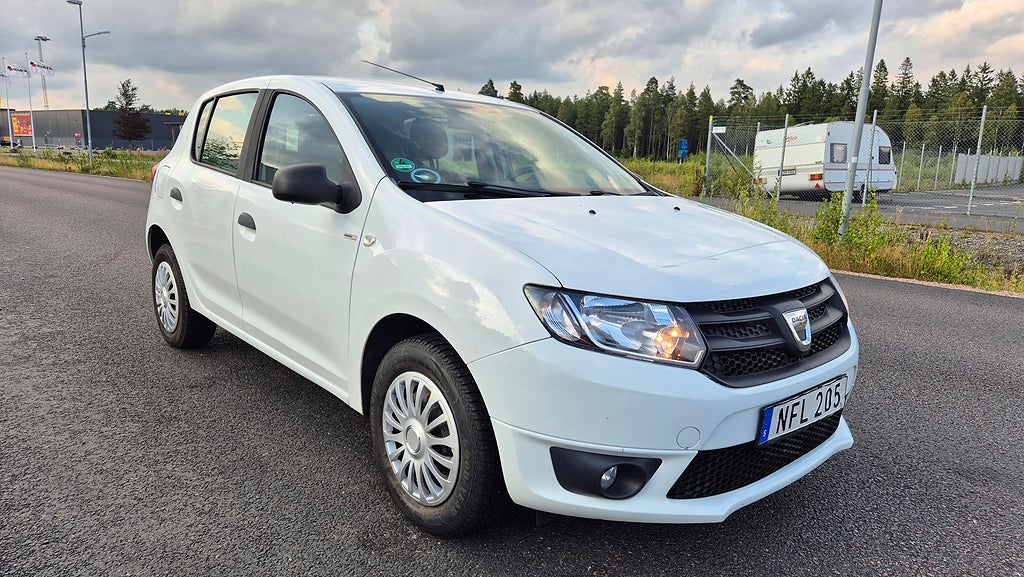 Dacia Sandero 0.9 TCe Easy-R EU6 Nyservad & Nybesiktigad 
