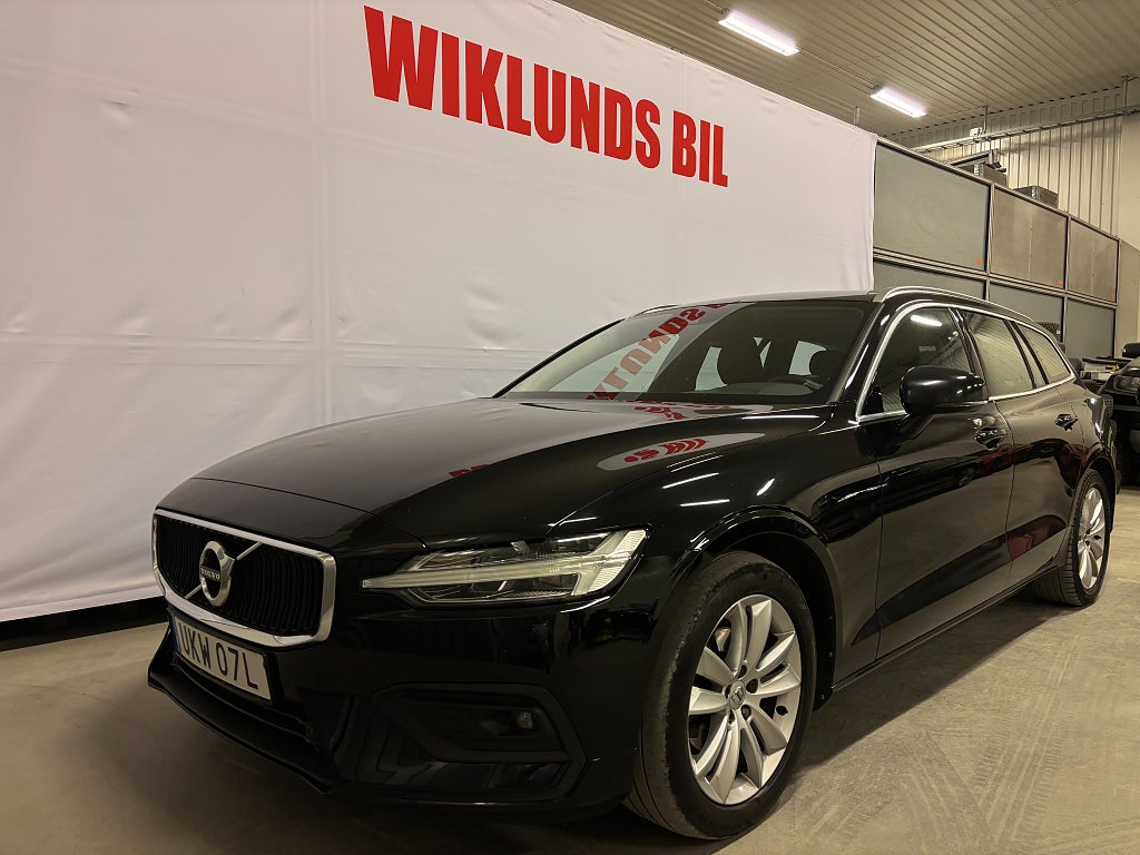 Volvo V60 D3 AWD Geartronic Momentum SKINN Drag Back H/K GPS