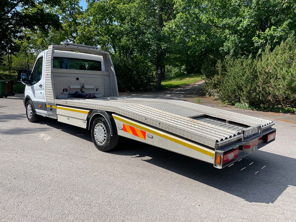Ford transit 350 2.0 TDCi//bilbärgning Bilbernig
