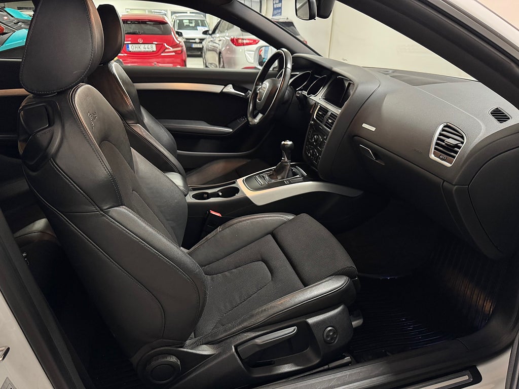 Audi A5 2011 - miniatyr 5